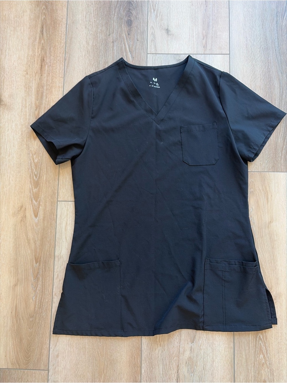 Unbranded Black V-Neck Short Sleeve Scrub Top with Pockets